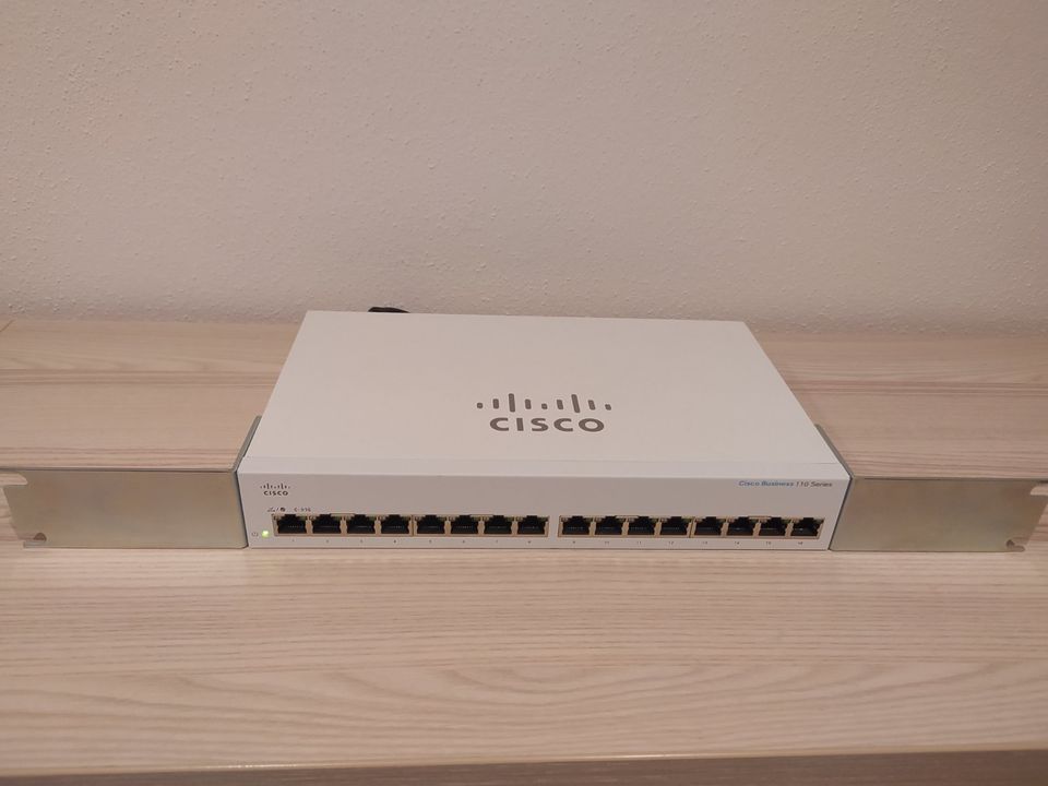 Original Cisco Business 110 Series CBS110-16T 16 Port Gigabit in Abenberg