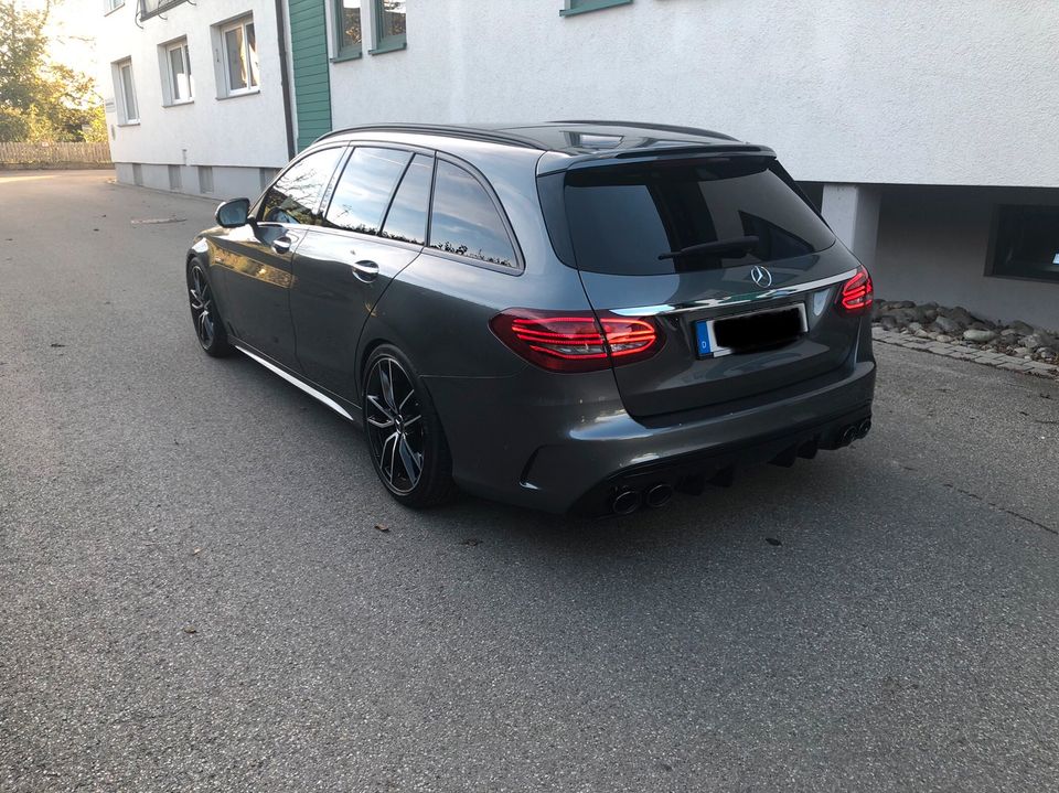 Mercedes C43 AMG T Pano*Perf. Aga*Burm*Night*Distr.*Digi. Disp in Ravensburg