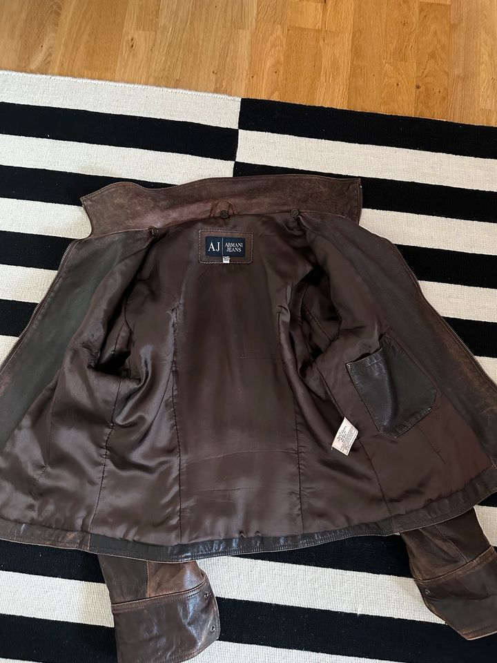 Armani Lederjacke vintage in Aachen