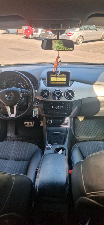 Mercedes Benz B200 cdi automatik getriebe in Essen