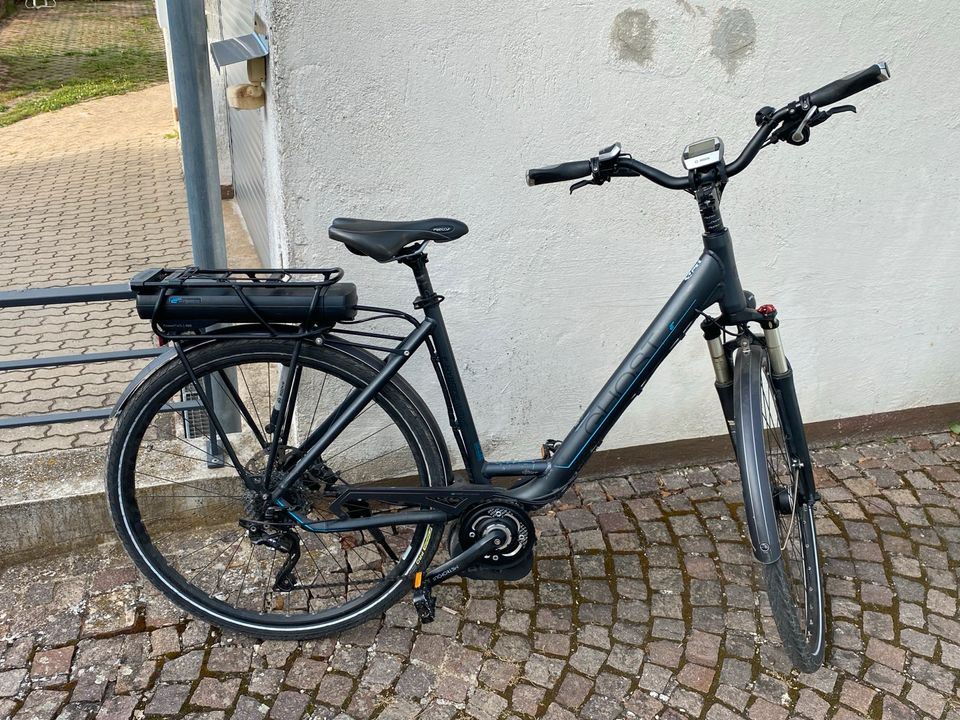 Ghost Pedelc Damenrad tiefer Einstieg Bosch Motor Fahrrad E Bike in Werneck