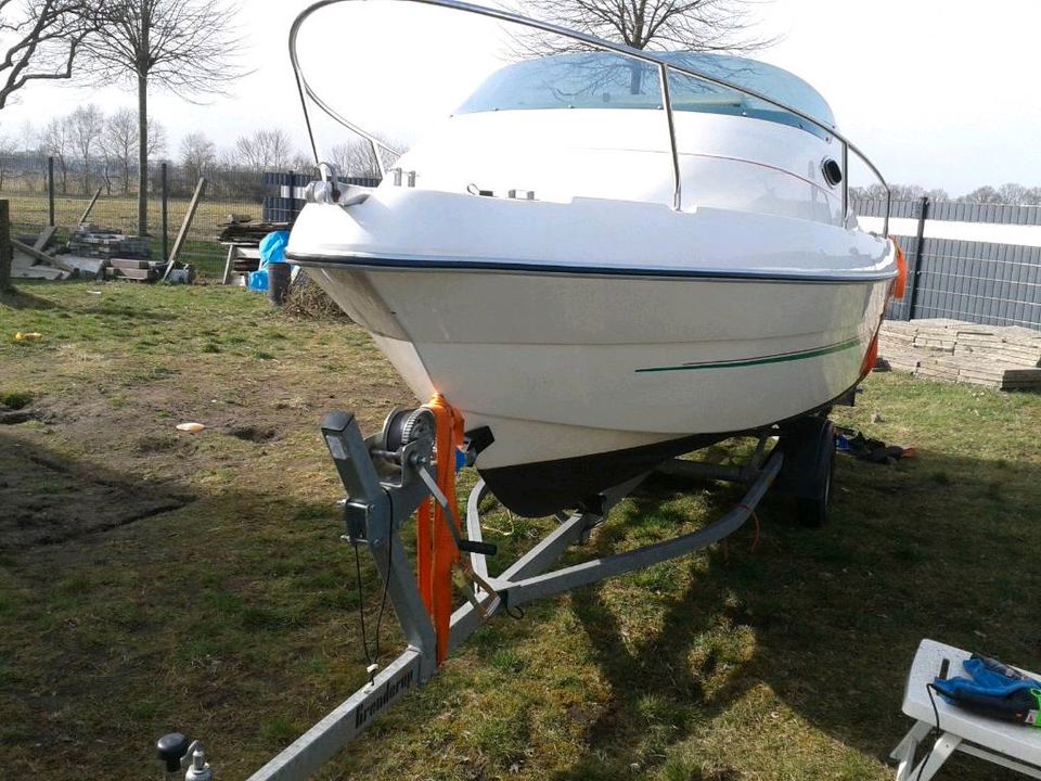 Sportboot Marke Hille 530 in Bremerhaven