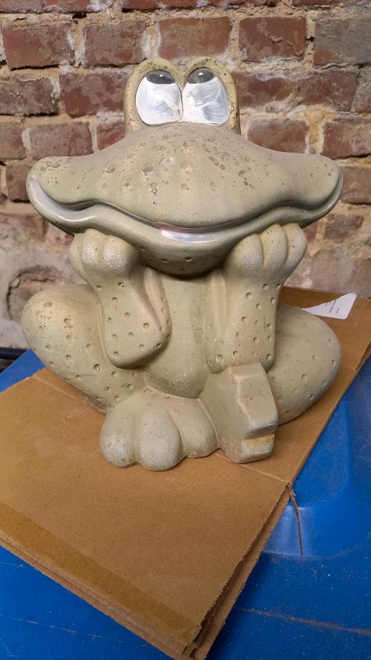 Froschfigur in Treffurt