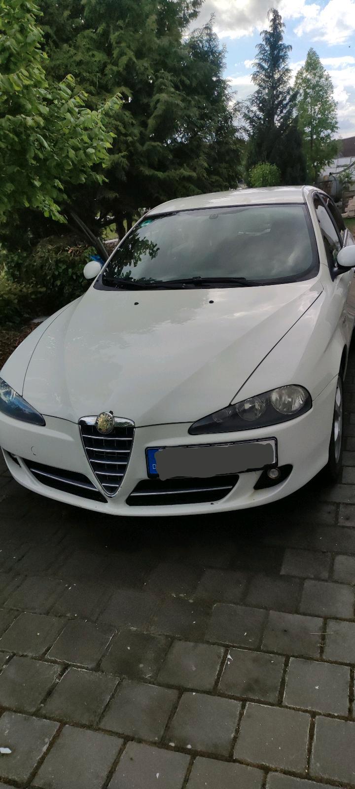Abbildung des Autos Alfa Romeo 147 - 1.6 Twi…