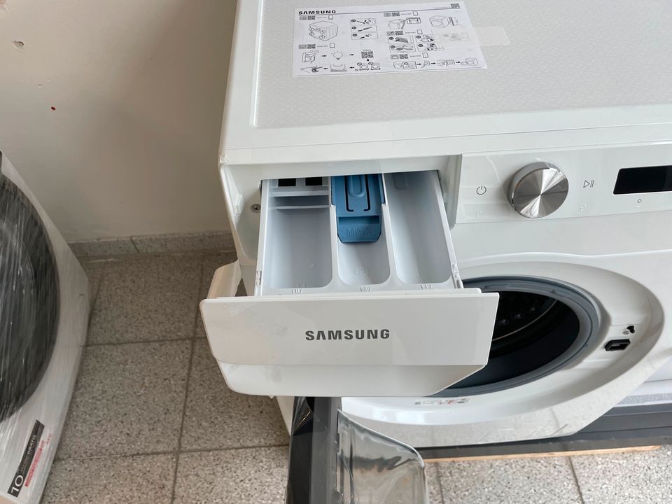 Samsung Waschmaschine 10,5kg, 1400UpM 24 Monate Garantie NEU in  Niedersachsen - Garbsen | Waschmaschine & Trockner gebraucht kaufen | eBay  Kleinanzeigen ist jetzt Kleinanzeigen