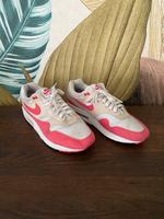 Nike Air Sneaker Gr. 44 pink white Köln - Bayenthal Vorschau