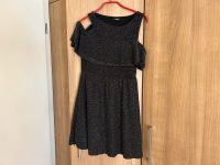 Mädchen Kleid Gr.146-152 schwarzes Kleid mit Glitzer Pelerine Niedersachsen - Peine Vorschau