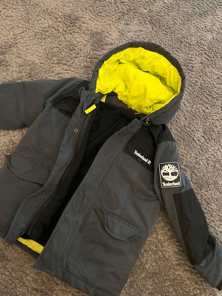 Kinder Timberland winterjacke wie NEU in Berlin