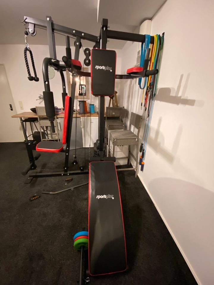 Auflösung privates Fitnessstudio ! in Polch