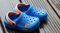 Kinder Clogs Badeschuhe Gr.24 mit Dinos Bayern - Reichertshausen Vorschau