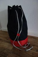 leichter Rucksack Tasche rund schwarz-rot-silber Baden-Württemberg - Ludwigsburg Vorschau