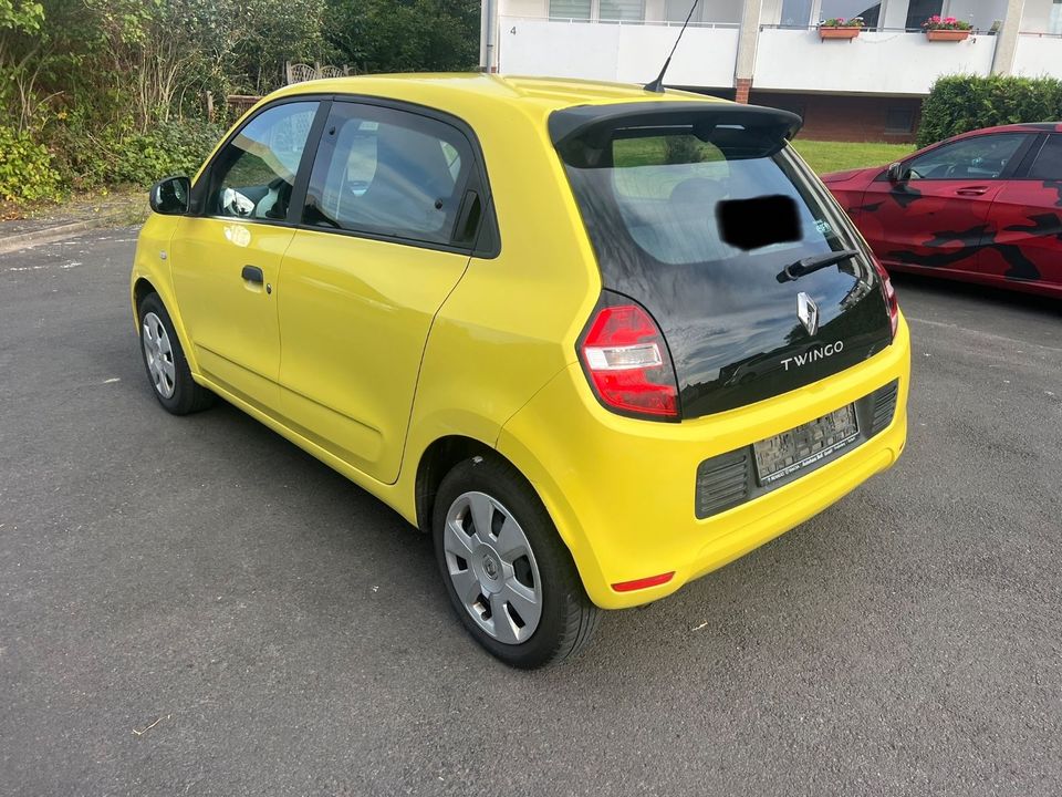 Renault Twingo Life Klima in Bovenden