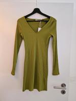 Rippstrick-Minikleid in Khaki mit V-Ausschnitt Bayern - Regensburg Vorschau