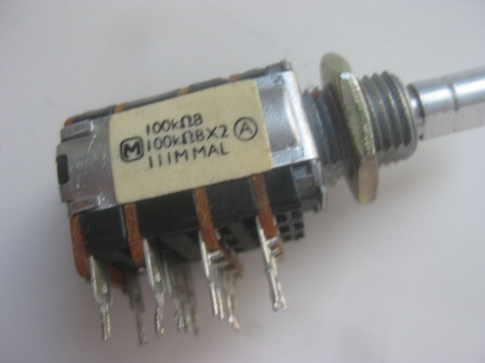 Blaupunkt Potentiometer Schalter Poti 100KΩ B Oldtimer Autoradio in Gerbrunn