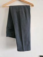 Bundfaltenhose Grau Gr. 42 Niedersachsen - Osnabrück Vorschau