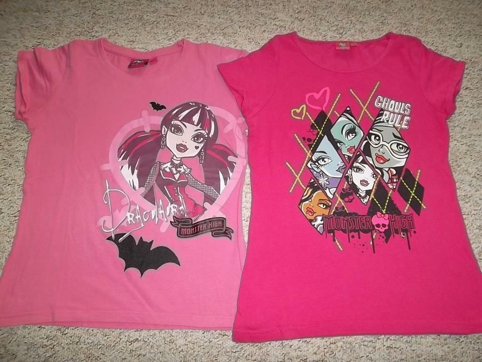 2 Neuwertige Monster High Shirts Gr. 146-158 in Frohburg