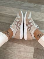 Beige Rosé Asics Sneaker Nordrhein-Westfalen - Bornheim Vorschau