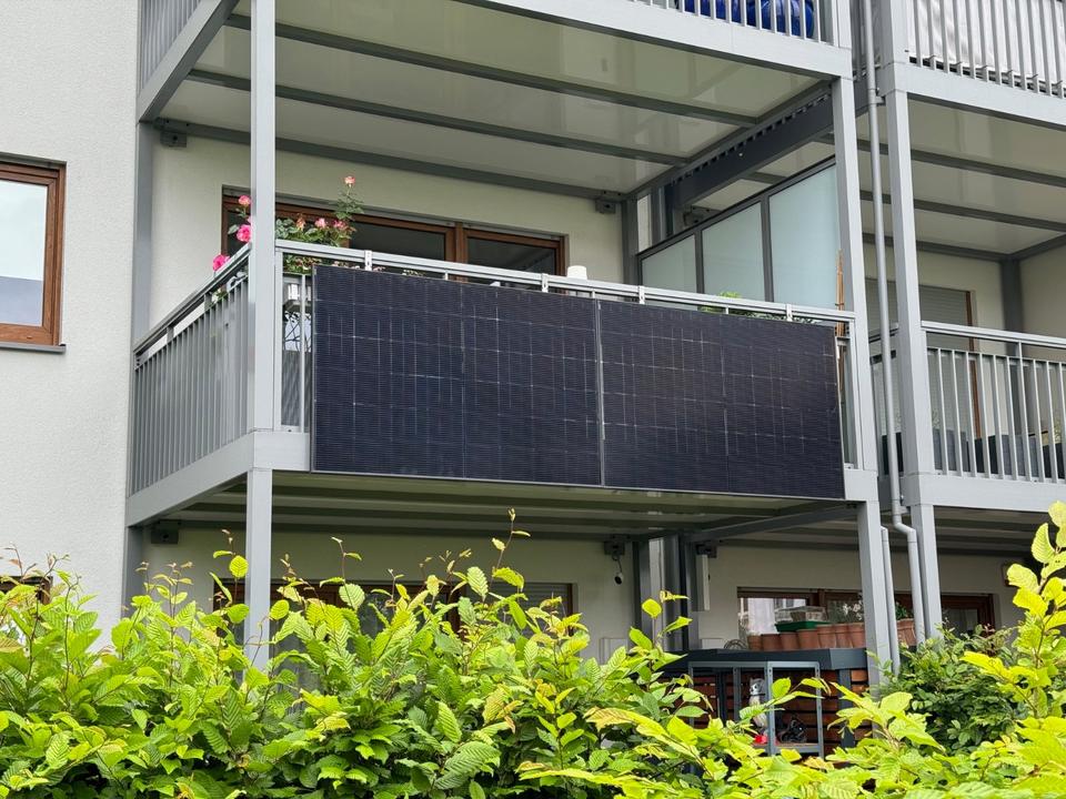 Balkonkraftwerk Montageset Halterung Photovoltaik Solaranlage in Herborn