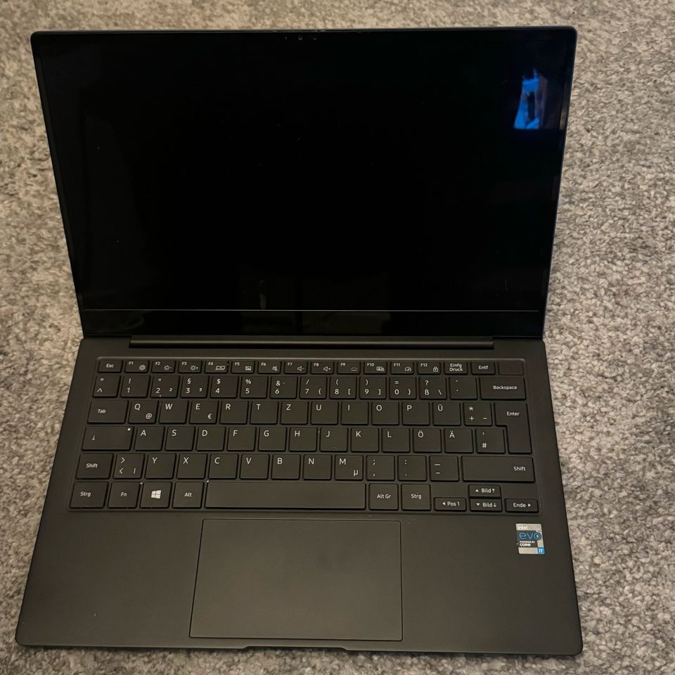 Samsung Galaxy Book Pro 512 GB 13“ blau in Leipzig