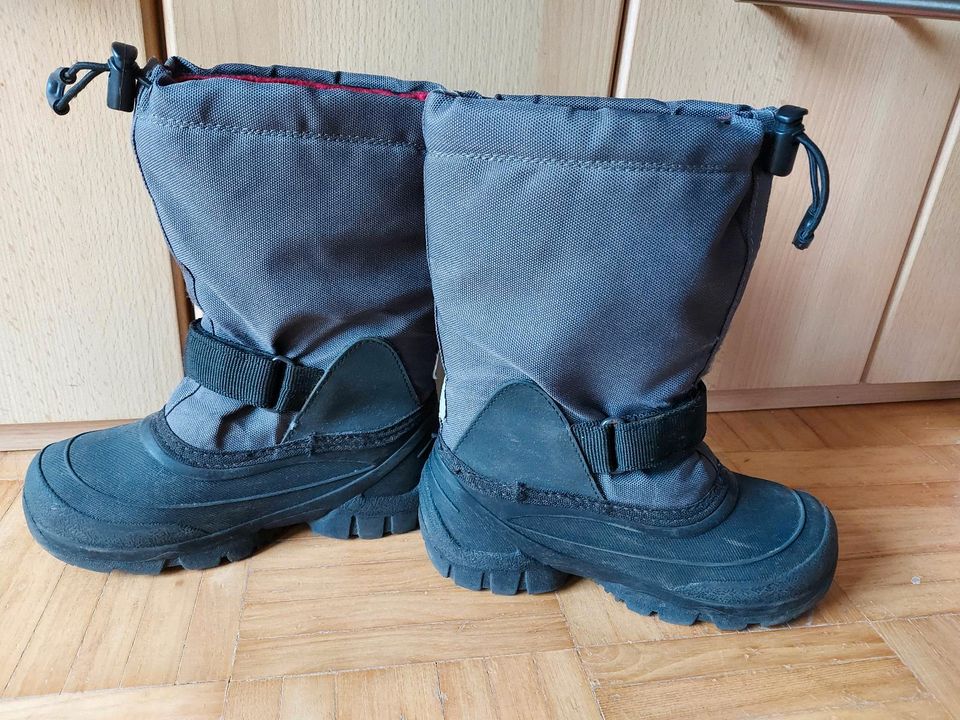 Kamik Stiefel Winterstiefel Schneestiefel Gr 13 (30/31) in Waldenbuch