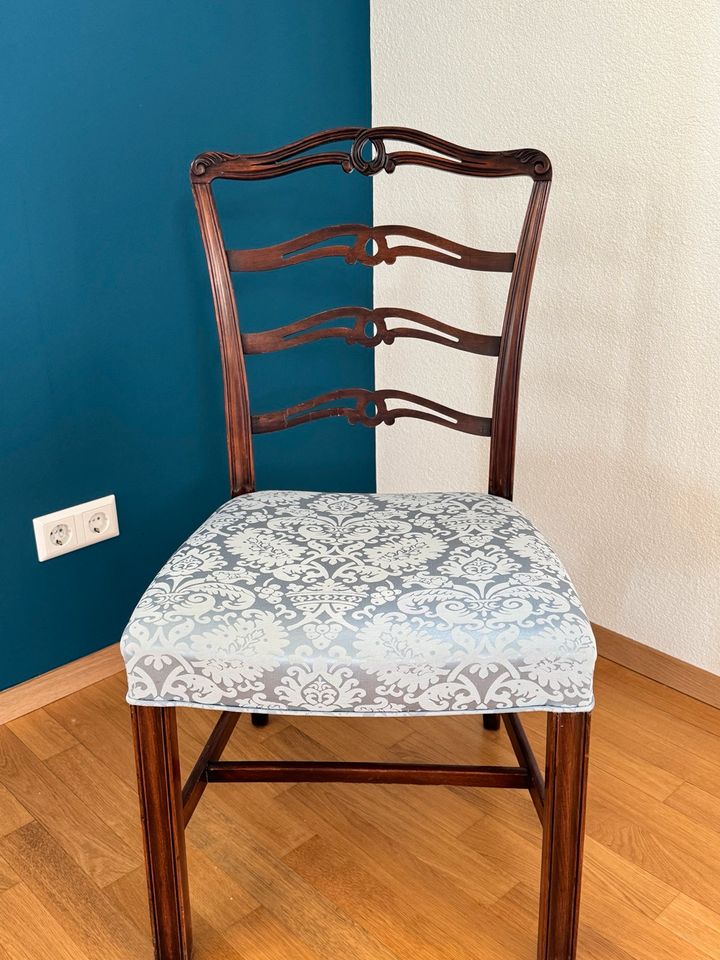 8x Chippendale Mahagoni Stühle antik in Bad Krozingen