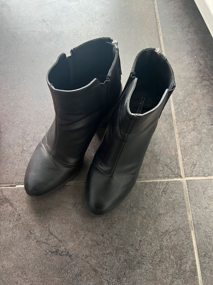 Boots mit Absatz H&M in Berlin