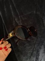 Sonnenbrille mit goldenen Details Bayern - Moosthenning Vorschau