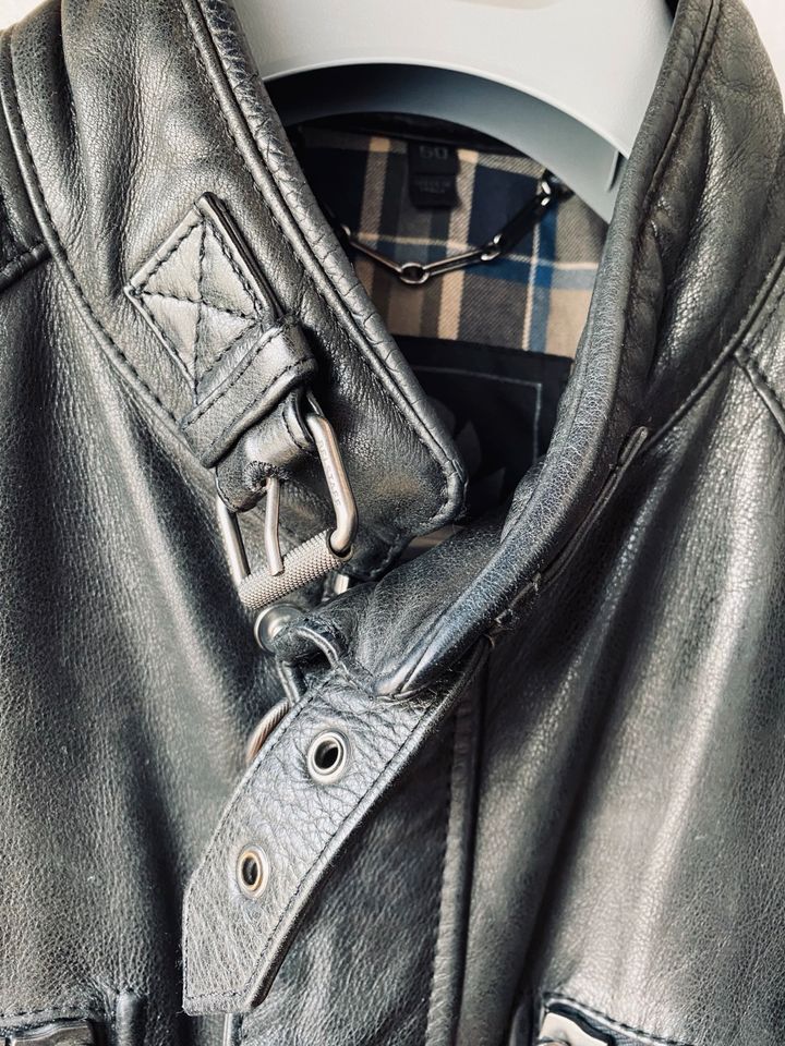 Belstaff Weybridge Größe 50 Lederjacke Jacke Luxus in Mainz