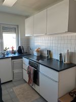 Küche mit Geräten und Hängeschränken West - Sossenheim Vorschau