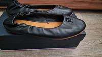 Tommy Hilfiger Ballerinas 39 echtes Leder Dresden - Prohlis-Nord Vorschau
