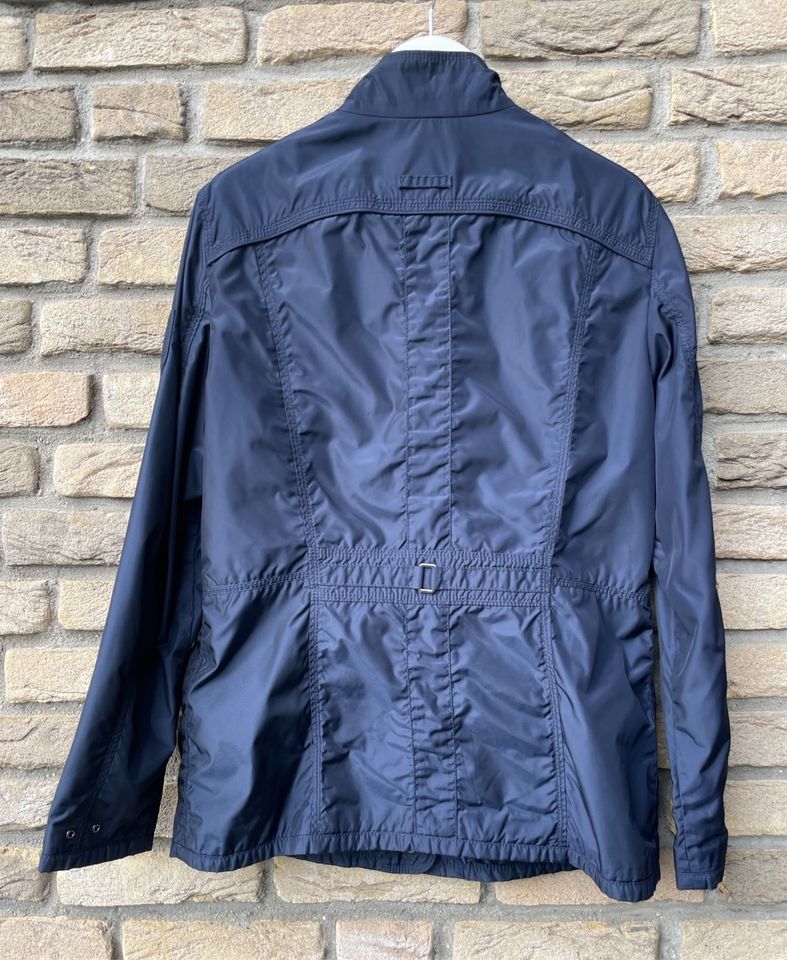 dunkelblaue Jacke Outdoorjacke Gr. 38/40 von G.W. Gerry Weber in Kamp-Lintfort