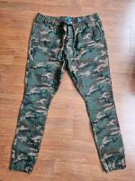 H&M Divided Hose Camouflage L Nordrhein-Westfalen - Moers Vorschau