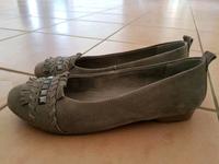 Ballerina Jenny, Wildleder, grau, Größe 39 Hessen - Büdingen Vorschau