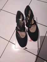 Schuh pomps, schwarz gr. 39 Niedersachsen - Cadenberge Vorschau