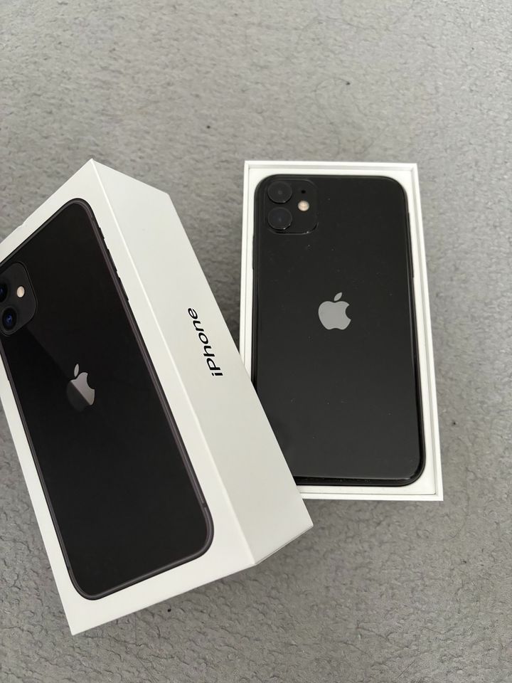 APPLE iPhone 11 64 GB Schwarz Dual SIM in Castrop-Rauxel