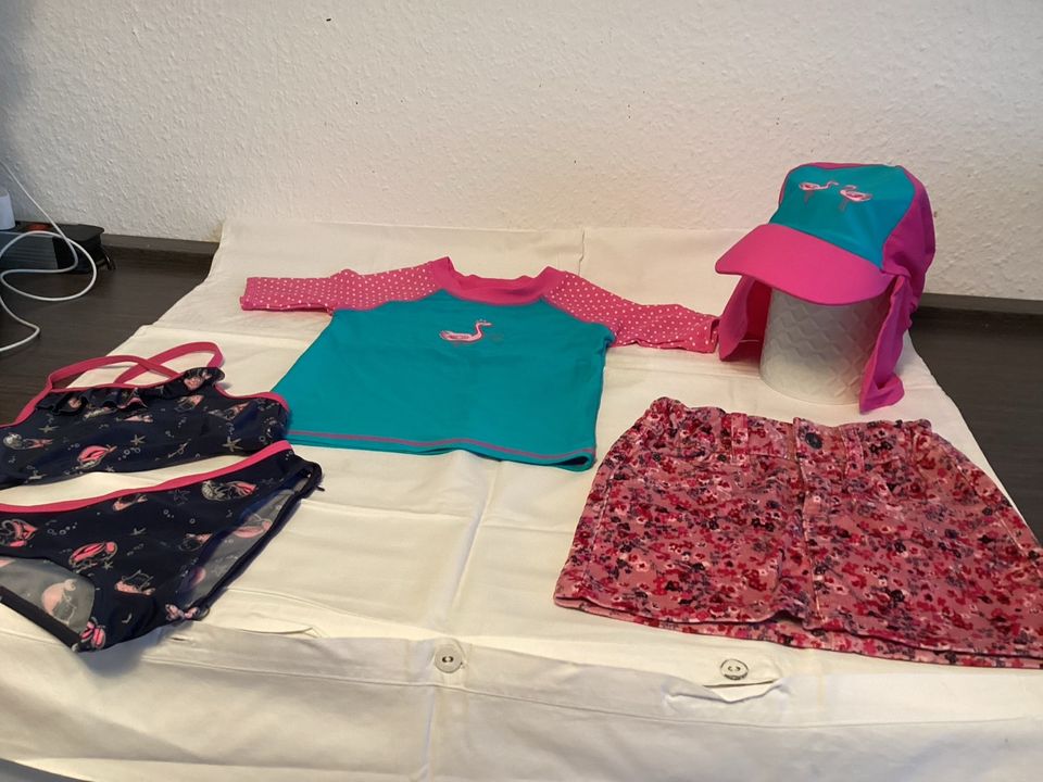 Kinder Bekleidung  Größe 104/ 110  Freizeit in Oberhausen