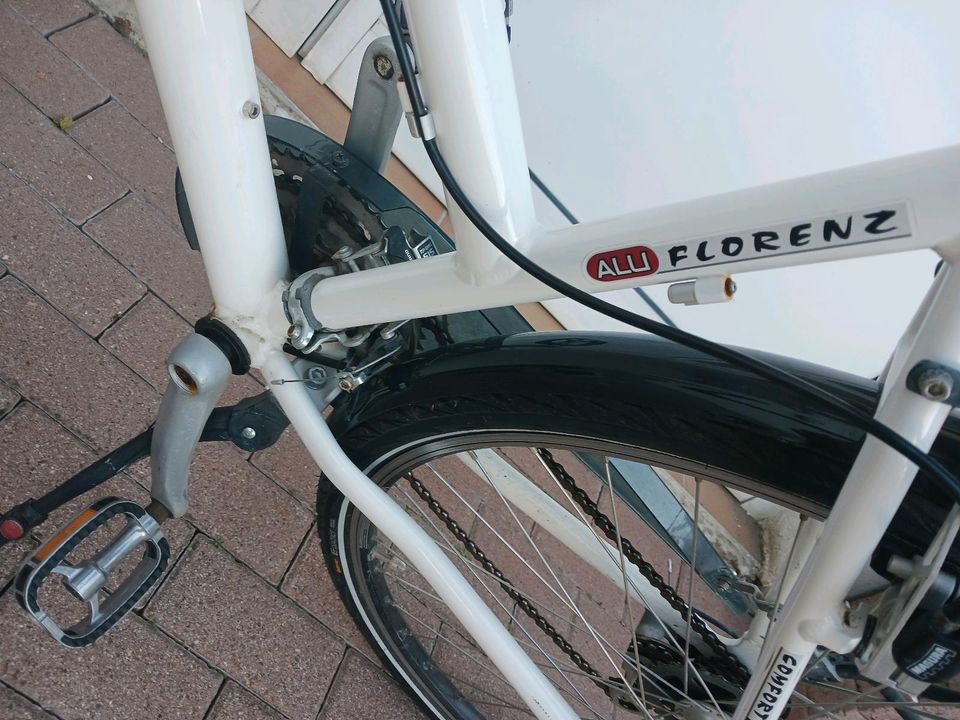 Künsting Damen Fahrrad Alu Florenz in Groß-Rohrheim