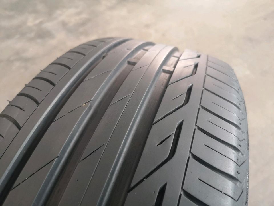 1x Sommerreifen 205/60R15 91V Bridgestone 205/60 R15 Montage mögl in Hemmingen