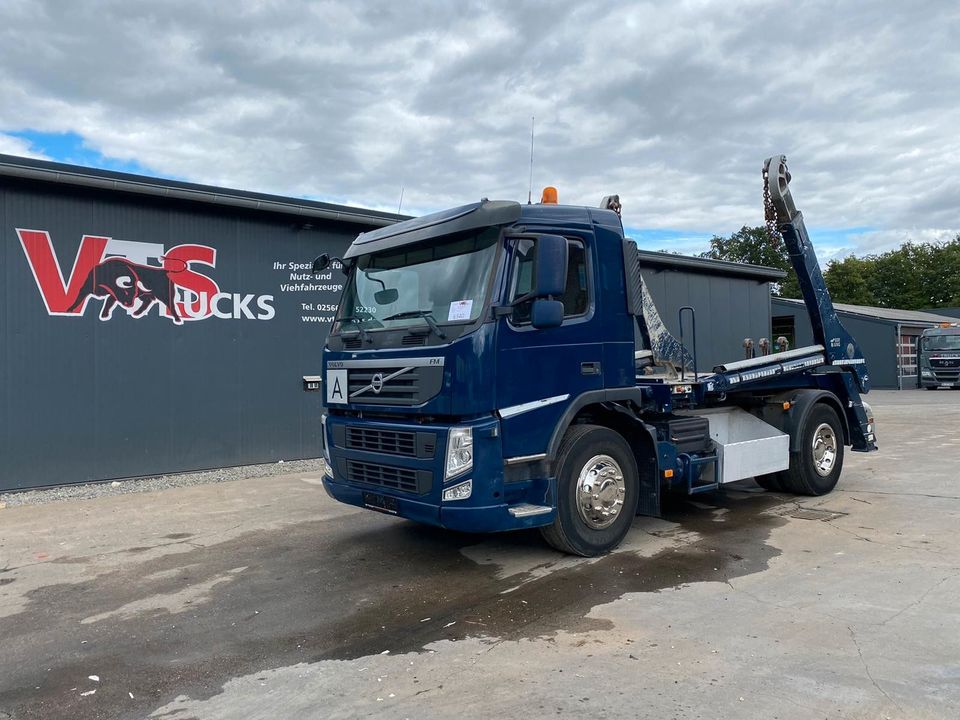 Volvo FM 330 EU5 Gergen Absetzkipper m. Funk in Legden