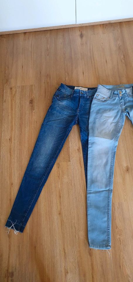 Jeans XS 34 Röhrenjeans Q/S Only Pieces H&M wie neu in Grattersdorf