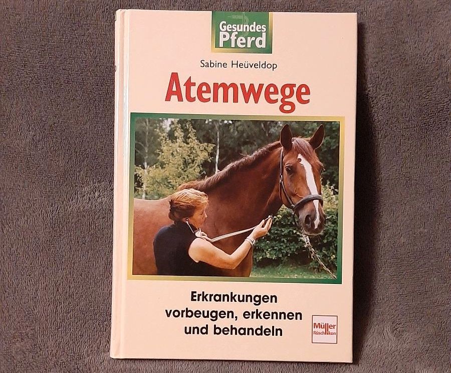 Sabine Heüveldop "Atemwege" ISBN 3-275-01425-0 in Berlin