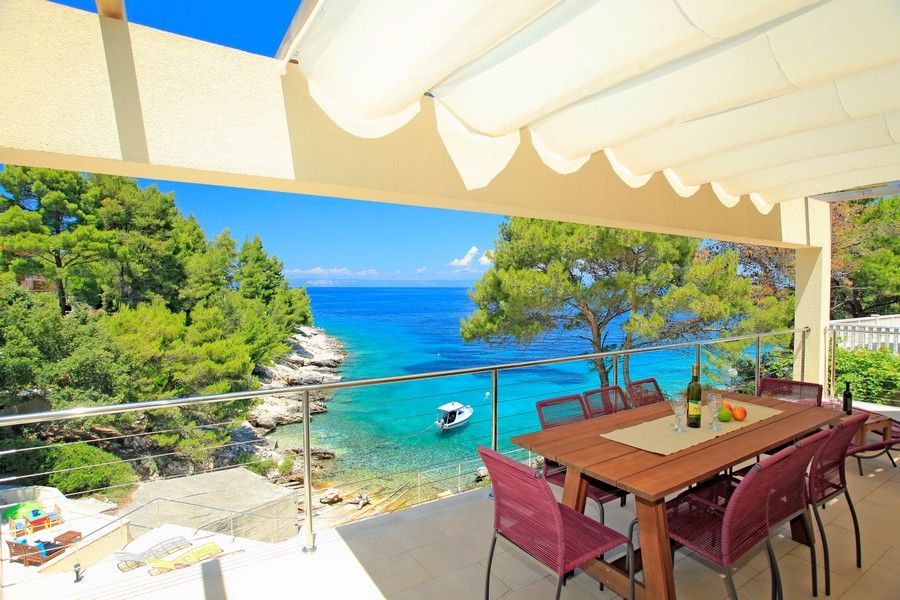 Kroatien, Insel Korcula: Mediterrane Villa in außergewöhnlicher Lage direkt am Meer - Immobilie H2710 in Rosenheim