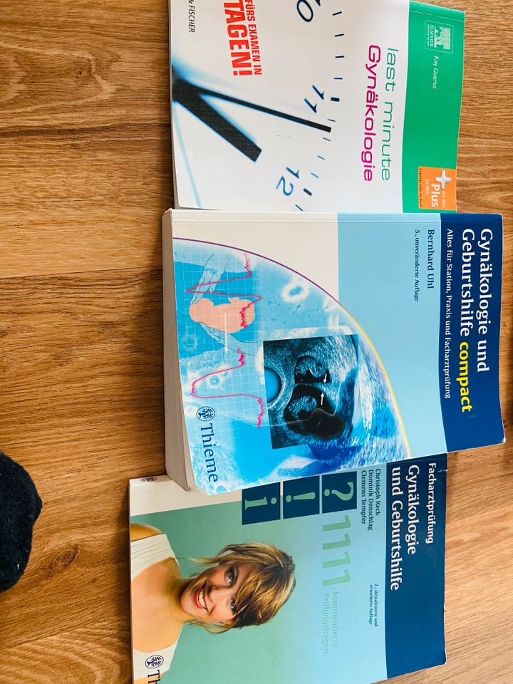 Facharztlernbücher mix Gynäkologie und Geburtshilfe in Duisburg