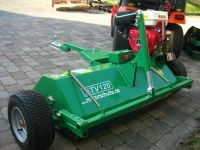 NEU Schlegelmulcher Benzinmotor 120cm Anhänger ATV Traktor Mucher Nordrhein-Westfalen - Borchen Vorschau