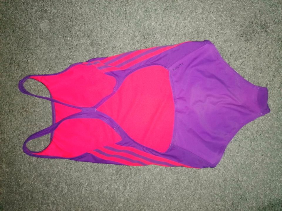 Badeanzug Adidas Mädchen Größe 170 lila - orange in Barmstedt