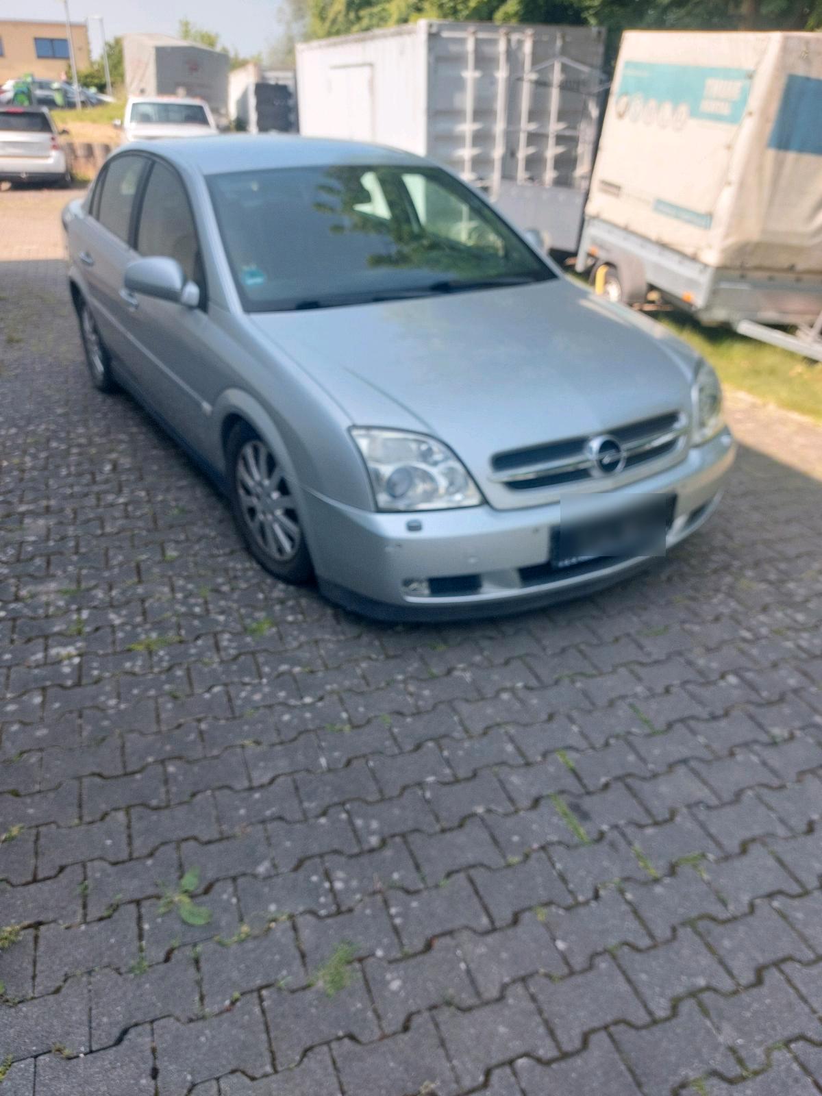 Abbildung des Autos Opel Vectra C 2,2 -155ps…
