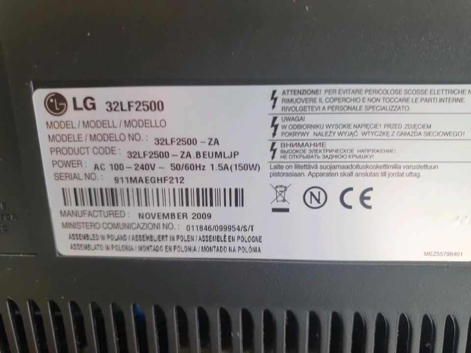 LG 32 Zoll Fernseher in Mülheim (Ruhr)