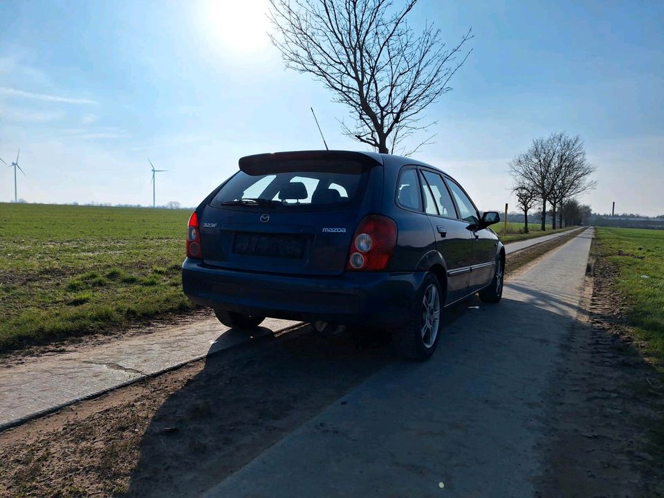 Mazda 323 f Sporti in Kalbe (Milde)