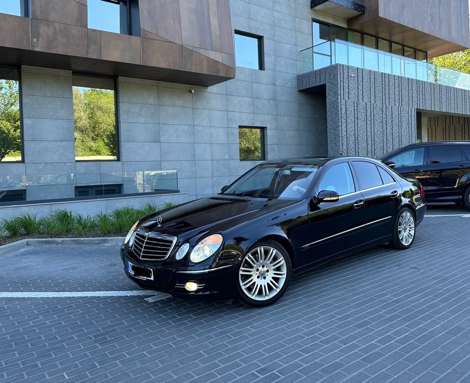 Mercedes E220 SportPaket in Kassel