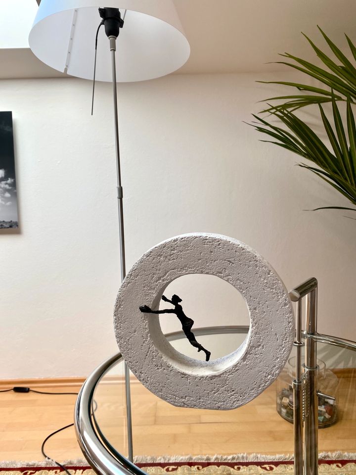 Skulptur Luise KöttGärtner, Die Dinge von Innen bewegen in Bayern